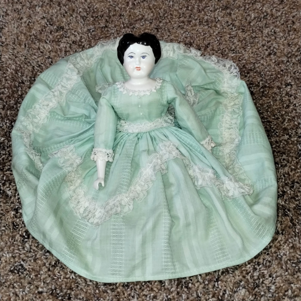 German Lowbrow Style China Doll